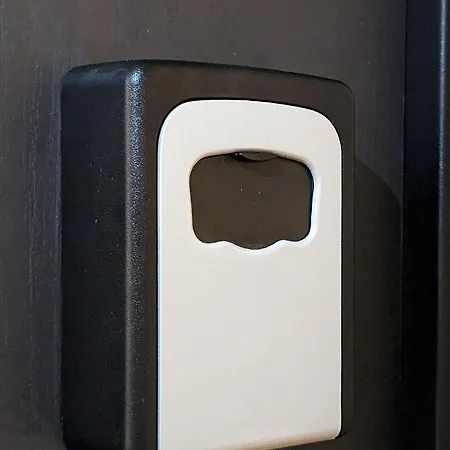 West Modern * Varsovia