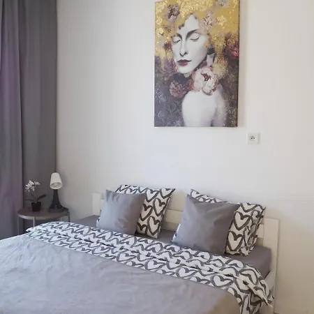 West Modern Lägenhet *