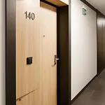 West Modern Lägenhet *